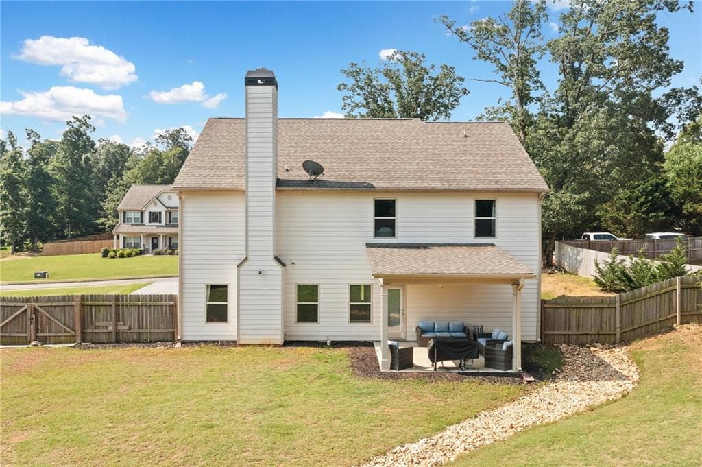 4 bedroom, 3 bathroom, 2,444 sq ft single family residence for sale at 13 Four Feathers Lane, Rydal, GA 30171 — photo 9