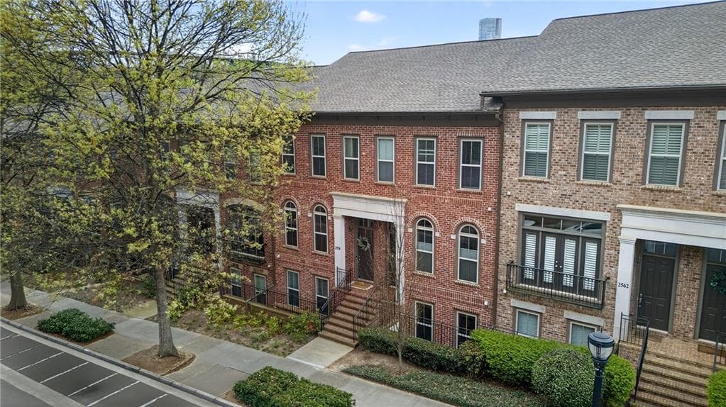 2558 Crescent Park Court 638, Atlanta, GA 30339 — most recent listing photo