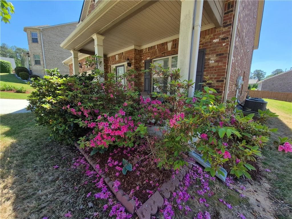 5 bedroom, 3 bathroom, 3,182 sq ft single family residence for sale at 2269 Reddy Farm Lane, Grayson, GA 30017 — photo 3