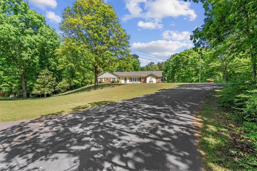 651 Camelot Circle, Calhoun, GA 30701 — most recent listing photo