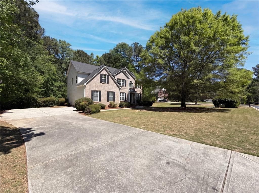 5 bedroom, 4 bathroom, 3,301 sq ft single family residence for sale at 520 Lullaby Court, Fayetteville, GA 30214 — photo 2