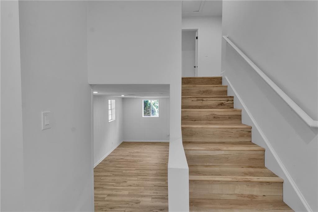 3 bedroom, 2 bathroom, 1,663 sq ft single family residence for sale at 4374 Cedar Ridge Trail, Stone Mountain, GA 30083 — photo 5