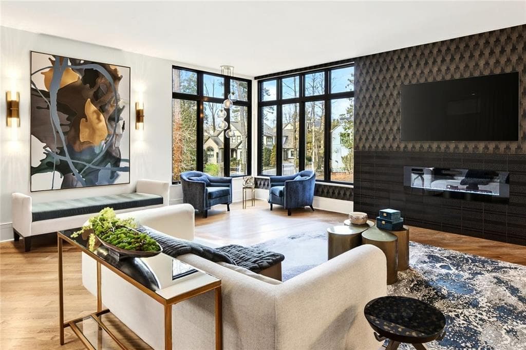 7 bedroom, 7 bathroom, 7,396 sq ft single family residence for sale at 345 Pinecrest Road, Atlanta, GA 30342 — photo 6