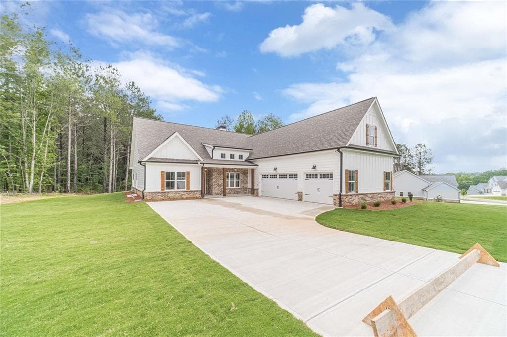 215 Pinewood Drive, Covington, GA 30014 — most recent listing photo