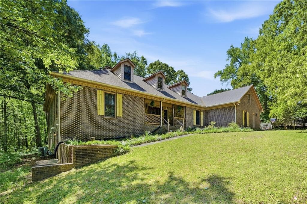 6 bedroom, 6 bathroom, 6,133 sq ft single family residence for sale at 2737 John Petree Road, Powder Springs, GA 30127 — photo 4