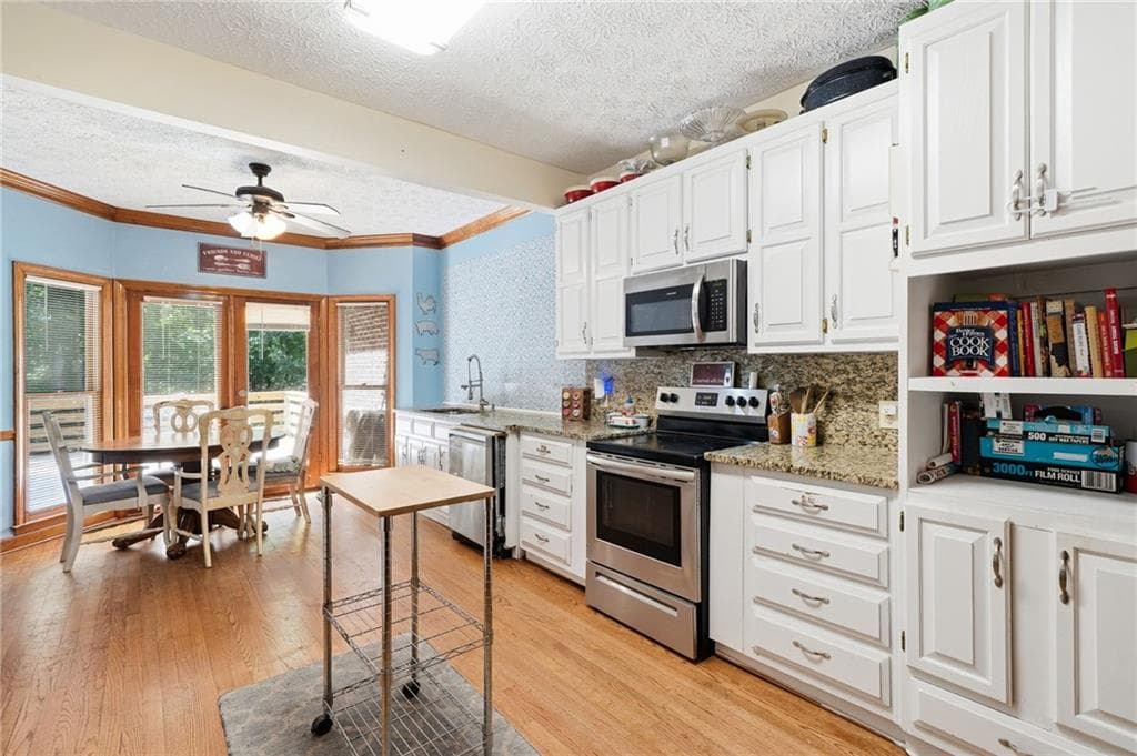 6 bedroom, 6 bathroom, 6,133 sq ft single family residence for sale at 2737 John Petree Road, Powder Springs, GA 30127 — photo 9