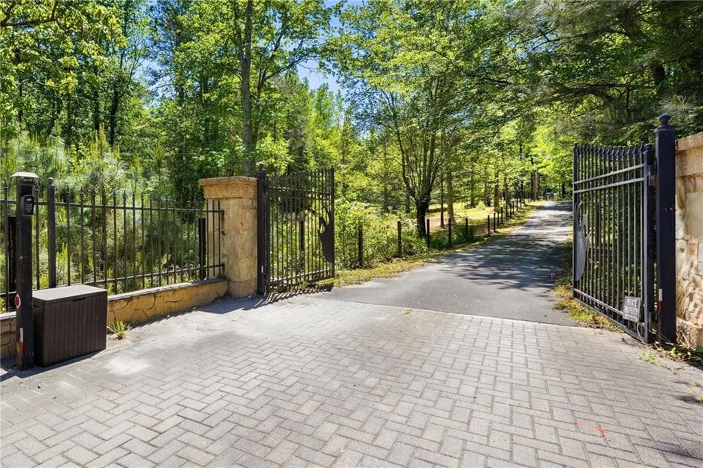 6 bedroom, 6 bathroom, 6,133 sq ft single family residence for sale at 2737 John Petree Road, Powder Springs, GA 30127 — photo 2