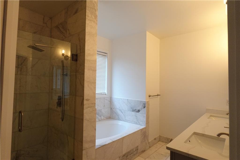 4 bedroom, 3 bathroom, 2,822 sq ft single family residence for rent at 3462 Blanding Court, Buford, GA 30519 for $2,600 a month — photo 9