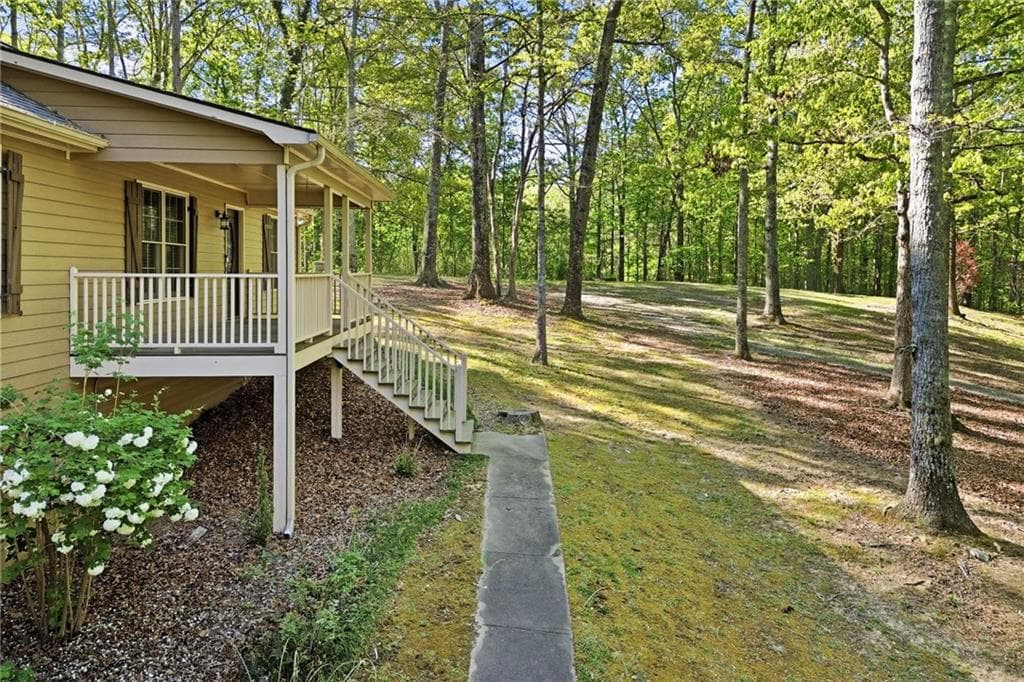3 bedroom, 2 bathroom, 1,476 sq ft single family residence for sale at 4422 Fincher Road, Canton, GA 30114 — photo 5