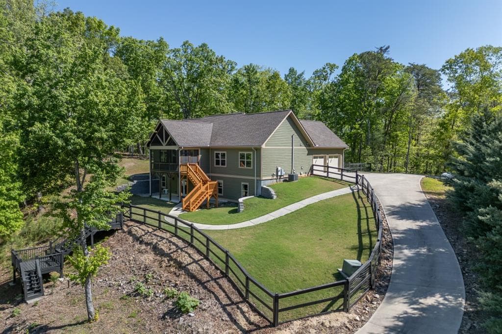3 bedroom, 3 bathroom, 4,020 sq ft single family residence for sale at 475 Tater Tot Road, Jasper, GA 30143