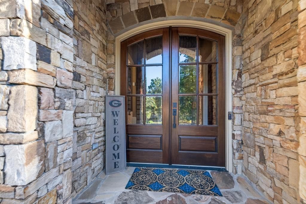 6 bedroom, 5 bathroom, 5,588 sq ft single family residence for sale at 1770 Lane Creek Drive, Bishop, GA 30621 — photo 5