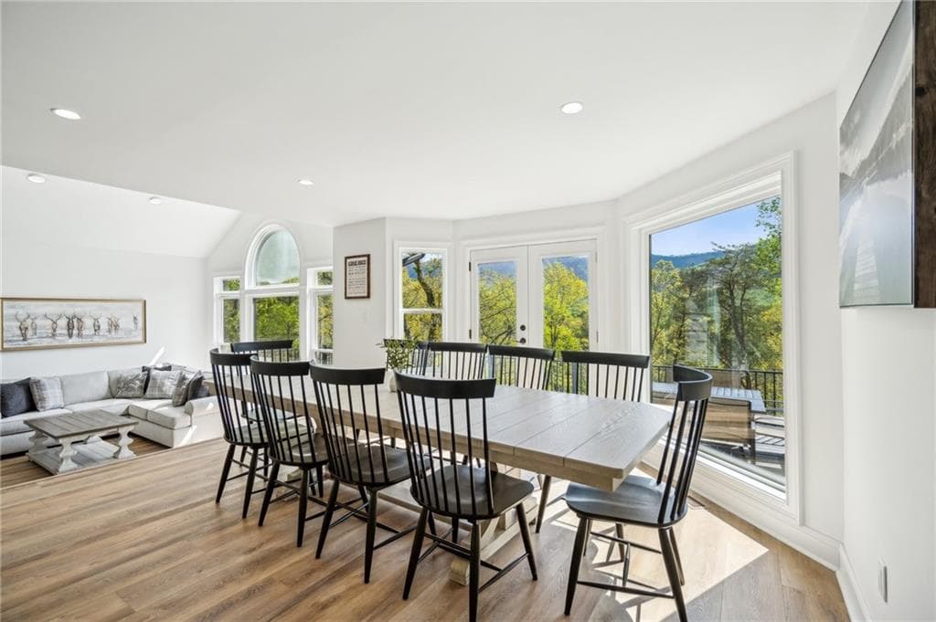 4 bedroom, 4 bathroom, 4,574 sq ft single family residence for sale at 2020 Tamarack Drive, Jasper, GA 30143 — photo 10