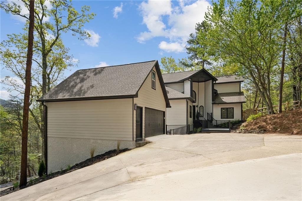 4 bedroom, 4 bathroom, 4,574 sq ft single family residence for sale at 2020 Tamarack Drive, Jasper, GA 30143 — photo 2