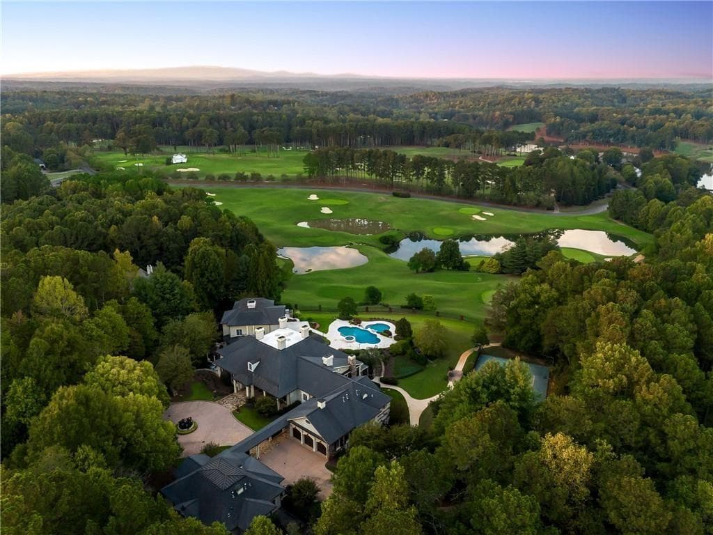 8 bedroom, 12 bathroom, 20,010 sq ft single family residence for sale at 811 Hawks Nest Court, Ball Ground, GA 30107 — photo 7