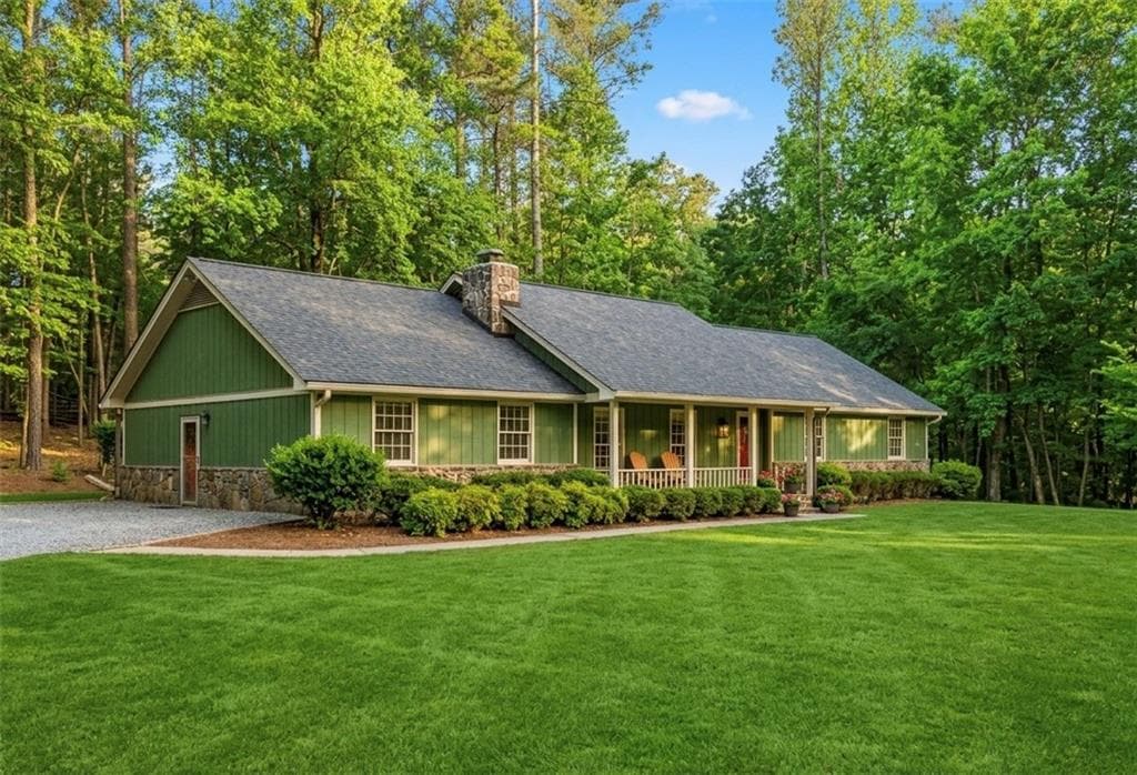 3 bedroom, 2 bathroom, 2,602 sq ft single family residence sold at 486 Sweetwater Bend, Villa Rica, GA 30180