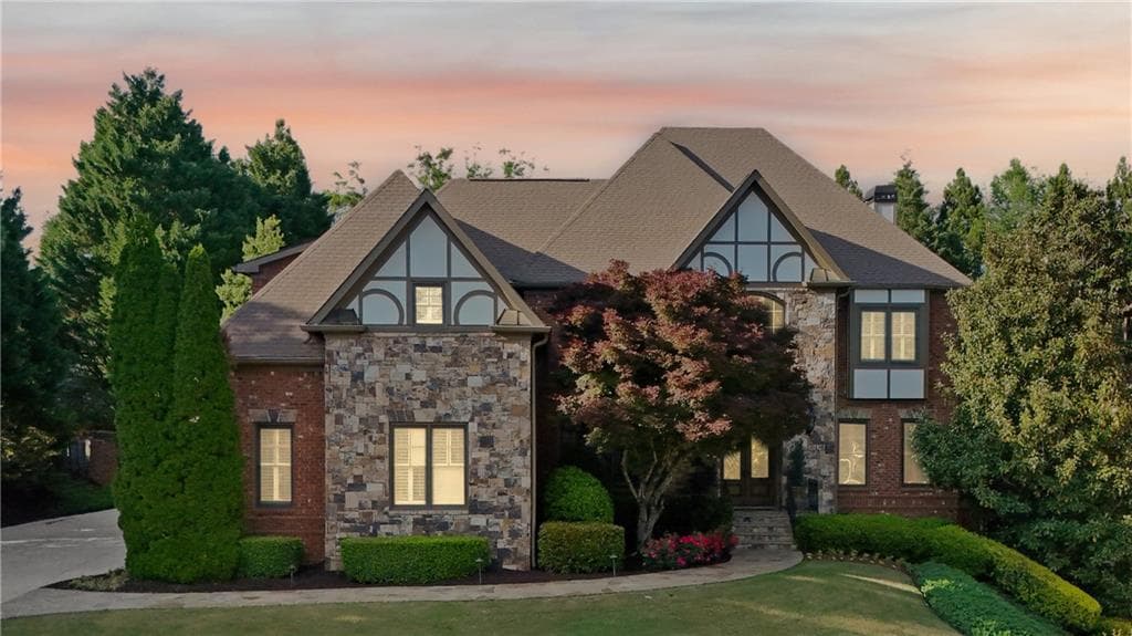 5 bedroom, 7 bathroom, 6,740 sq ft single family residence sold at 3822 Rockhaven Court, Marietta, GA 30066