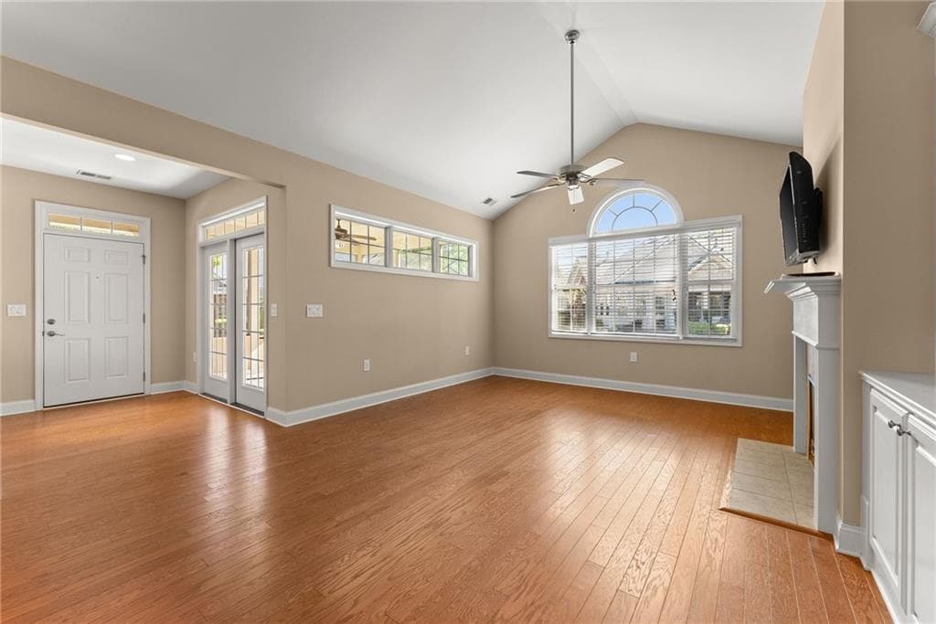3 bedroom, 2 bathroom, 1,919 sq ft condominium for sale at 1320 Oak Meadows Lane 1802, Cumming, GA 30041 — photo 10