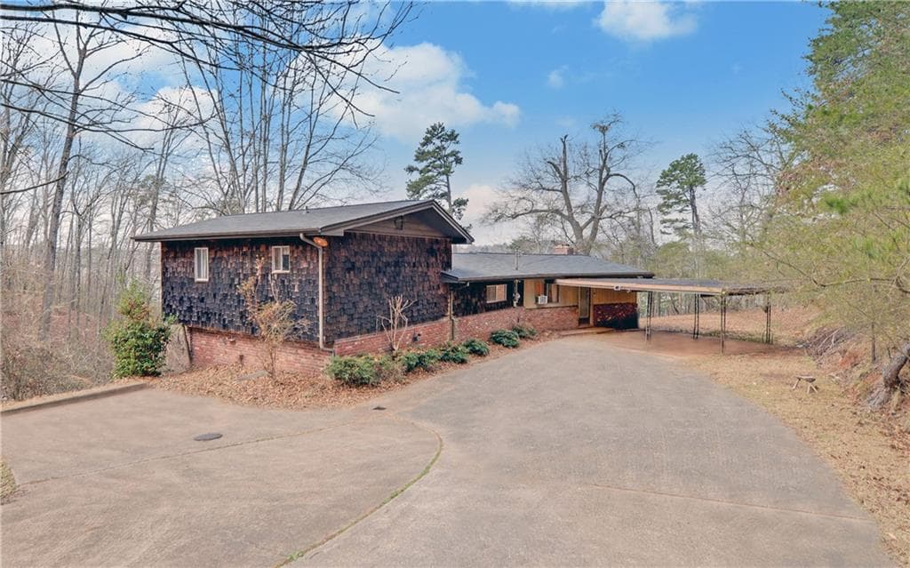 4 bedroom, 2 bathroom, 1,981 sq ft single family residence for sale at 2290 Boy Scout Camp Road, Gainesville, GA 30501 — photo 1 of 56