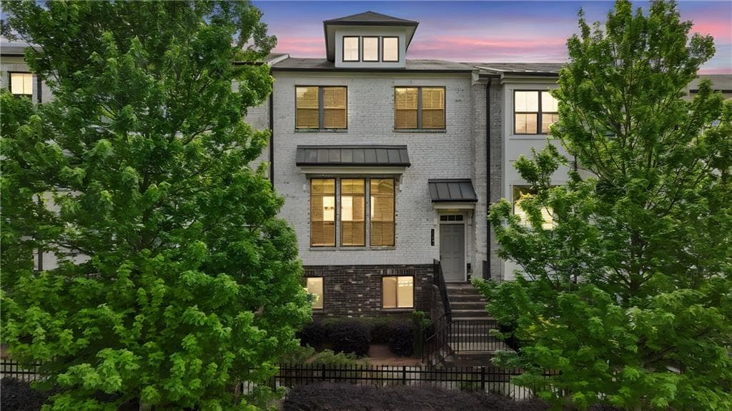 4 bedroom, 4 bathroom, 2,594 sq ft townhouse for sale at 140 Fair View Circle, Roswell, GA 30076 — photo 8