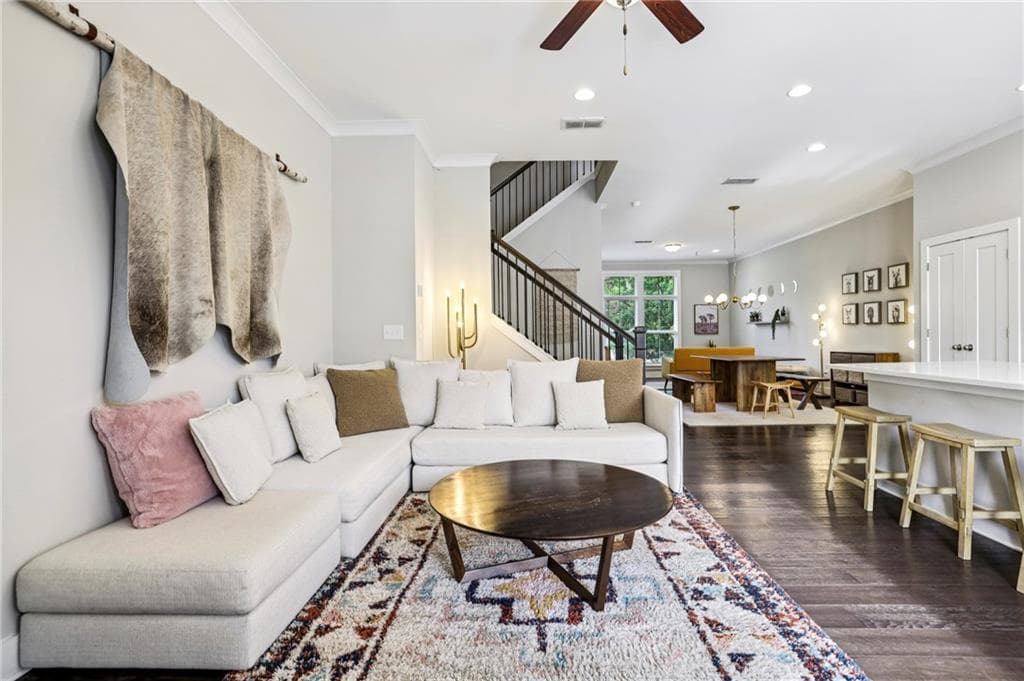 4 bedroom, 4 bathroom, 2,594 sq ft townhouse for sale at 140 Fair View Circle, Roswell, GA 30076 — photo 4