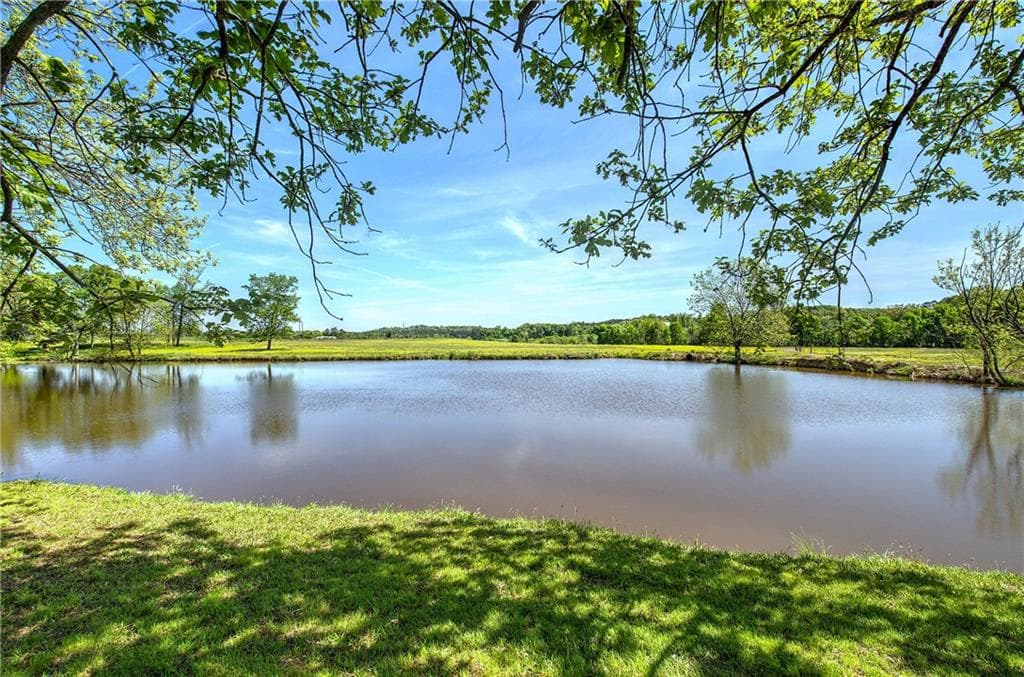 3 bedroom, 2 bathroom single family residence under contract at 486 County Line Road, Resaca, GA 30735 — photo 4