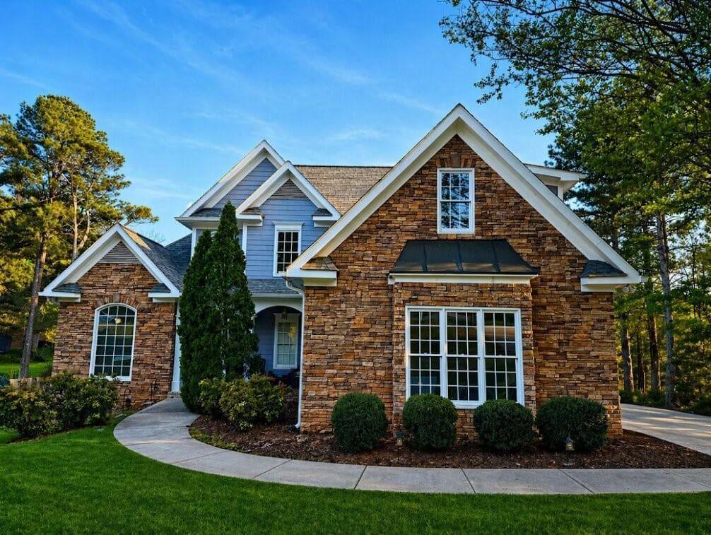 6 bedroom, 4 bathroom, 5,336 sq ft single family residence sold at 2069 Buford Dam Road, Buford, GA 30518