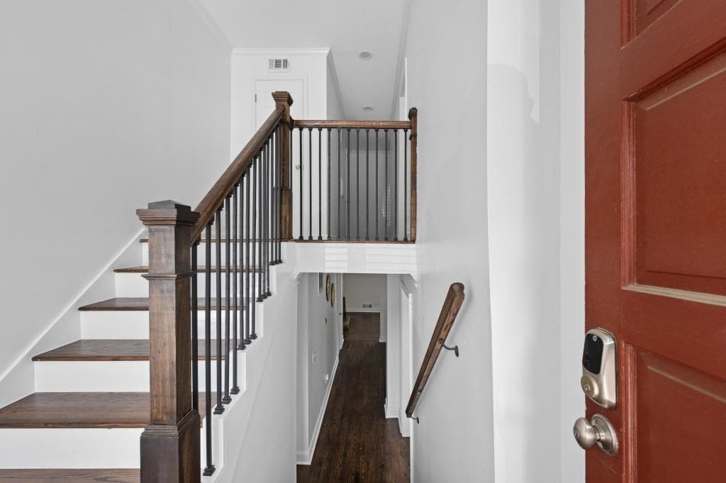 3 bedroom, 3 bathroom townhouse for rent at 1744 Woodcliff Place, Atlanta, GA 30329 for $3,200 a month — photo 3