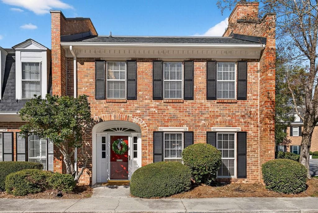 14 Bassett Hall Place 14, Atlanta, GA 30318 — most recent listing photo