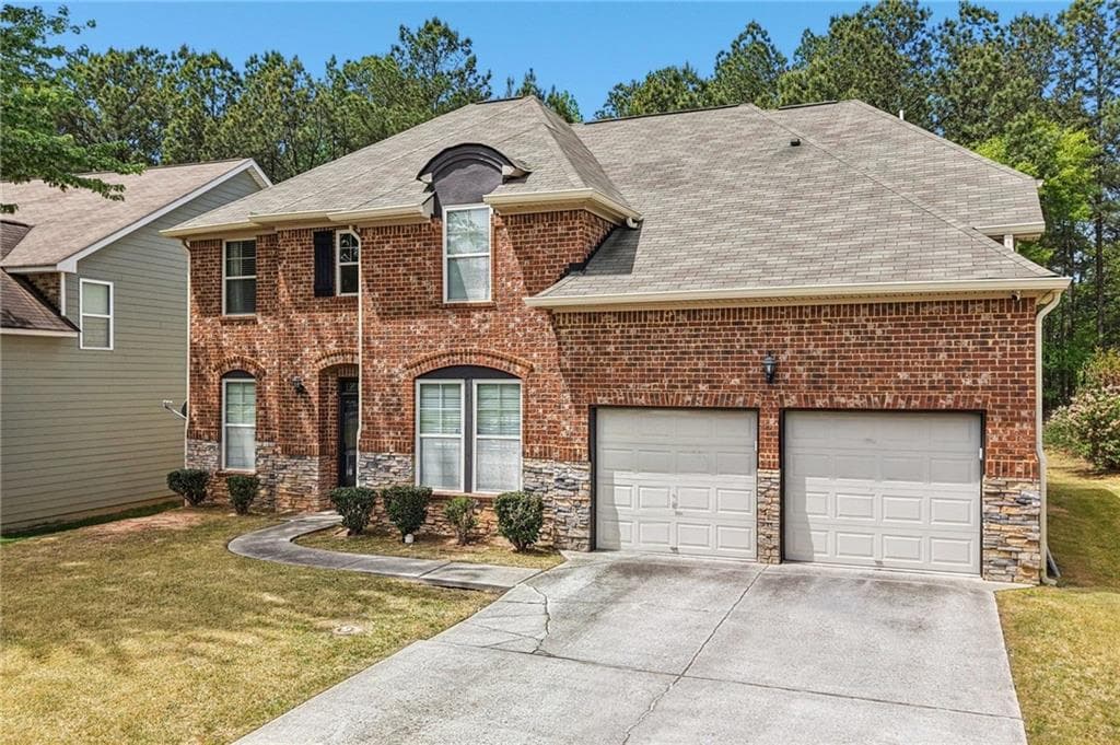 5 bedroom, 3 bathroom, 3,026 sq ft single family residence for sale at 370 Windsor Way, Fairburn, GA 30213 — photo 2
