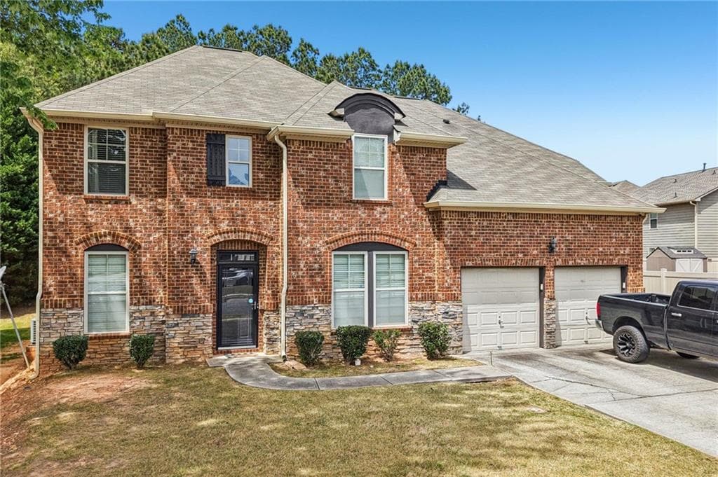 5 bedroom, 3 bathroom, 3,026 sq ft single family residence for sale at 370 Windsor Way, Fairburn, GA 30213 — photo 4