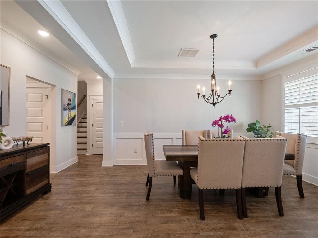 4 bedroom, 3 bathroom, 2,665 sq ft single family residence for sale at 6940 Manchester Drive, Flowery Branch, GA 30542 — photo 8