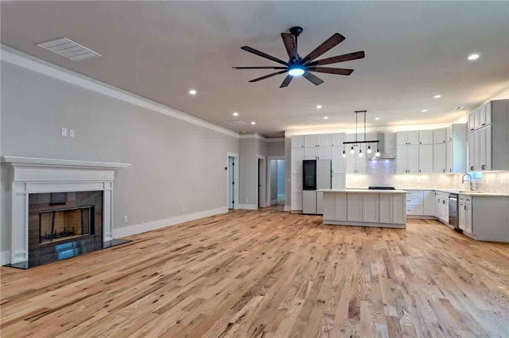 4 bedroom, 4 bathroom, 3,063 sq ft single family residence for sale at 341 Abby Lane, Clayton, GA 30525 — photo 5