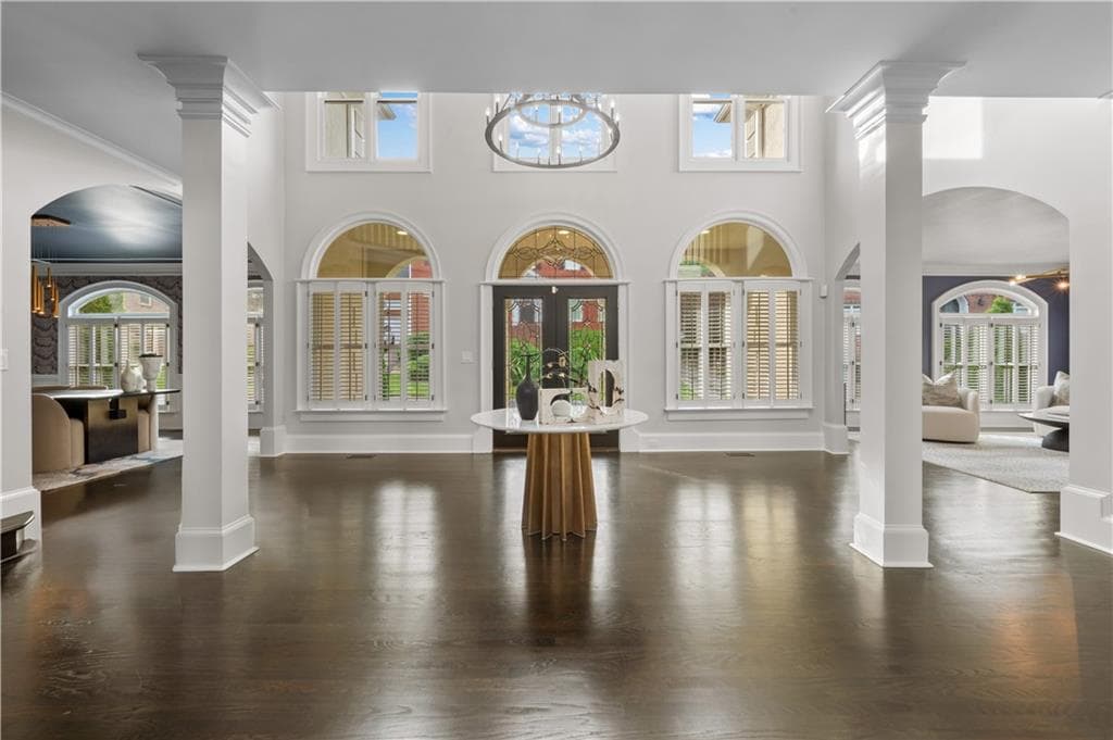 6 bedroom, 5 bathroom, 7,288 sq ft single family residence for sale at 2204 Iron Gate Drive, Smyrna, GA 30080 — photo 5