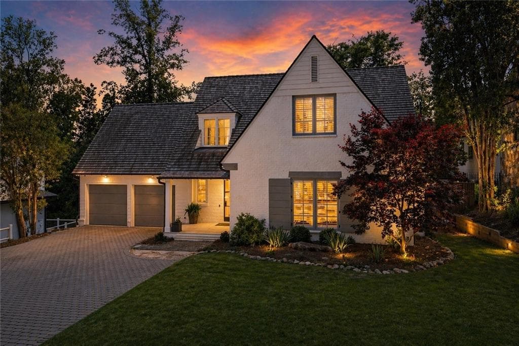 4 bedroom, 5 bathroom, 6,019 sq ft single family residence for sale at 4240 Paces Ferry Road, Atlanta, GA 30339