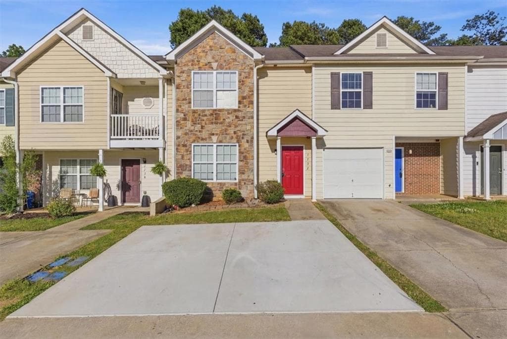3 bedroom, 3 bathroom, 1,528 sq ft townhouse sold at 1732 Old Dogwood, Jonesboro, GA 30238