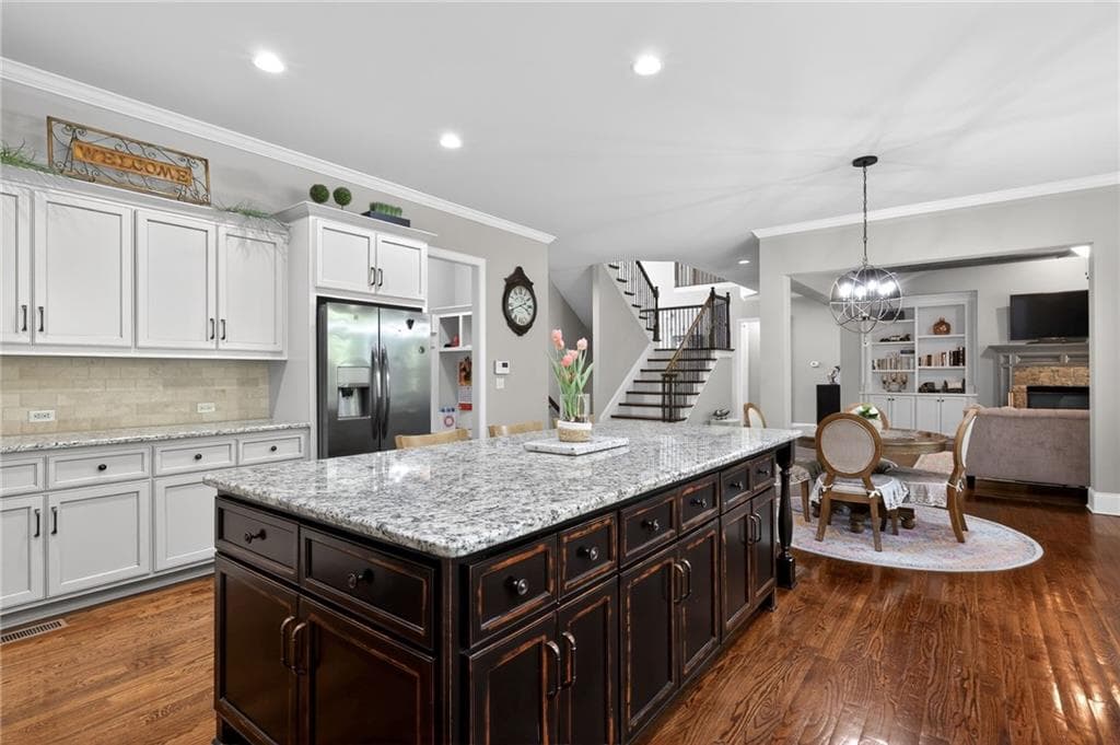 6 bedroom, 7 bathroom, 6,853 sq ft single family residence for sale at 2083 Skybrooke Lane, Hoschton, GA 30548 — photo 9