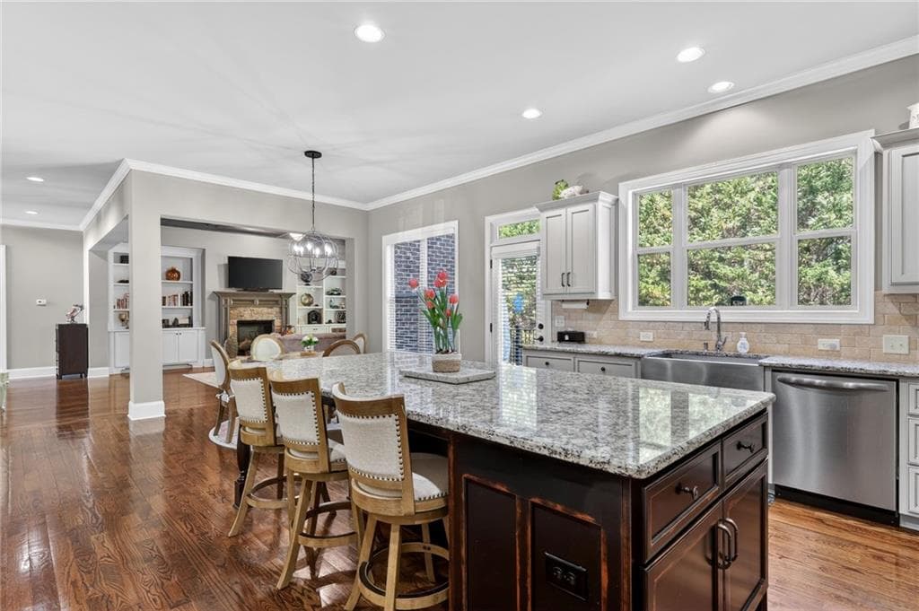 6 bedroom, 7 bathroom, 6,853 sq ft single family residence for sale at 2083 Skybrooke Lane, Hoschton, GA 30548 — photo 10