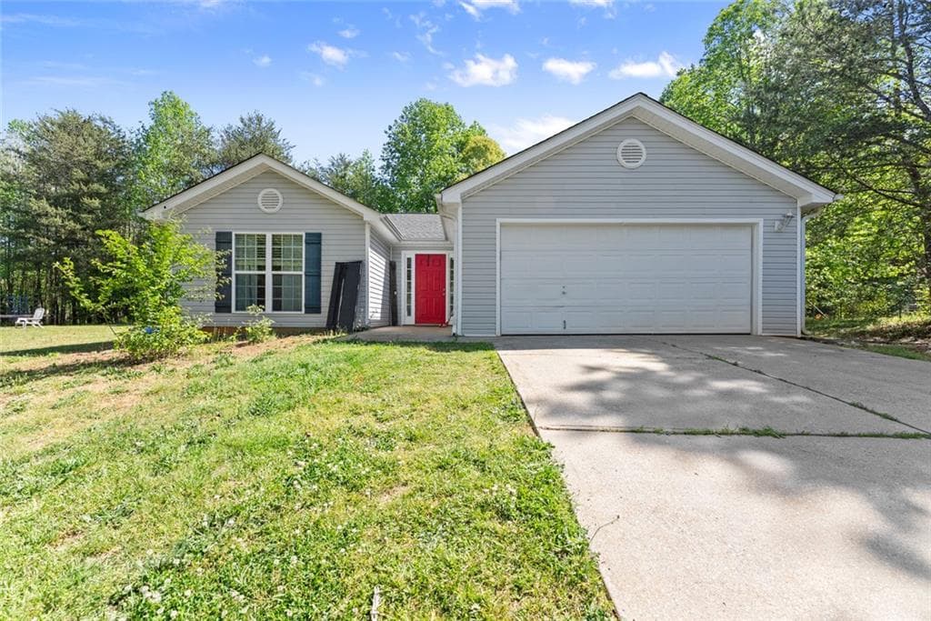 3 bedroom, 2 bathroom, 1,392 sq ft single family residence sold at 654 Marigold Lane, Mount Airy, GA 30563