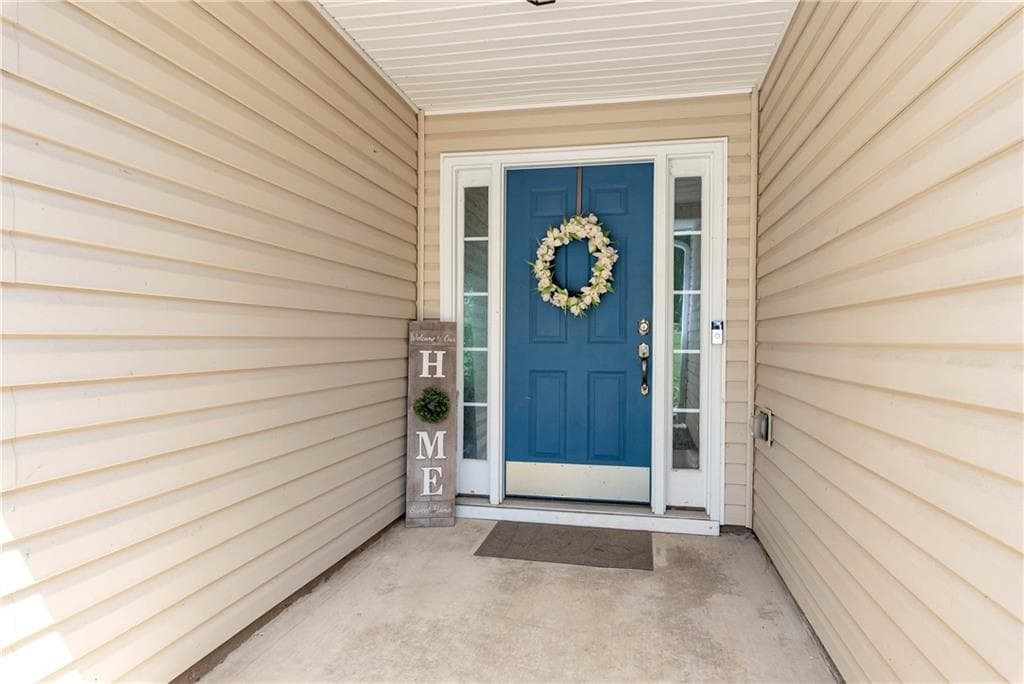 3 bedroom, 2 bathroom, 1,213 sq ft single family residence for sale at 293 Wahsega Way, Dahlonega, GA 30533 — photo 2