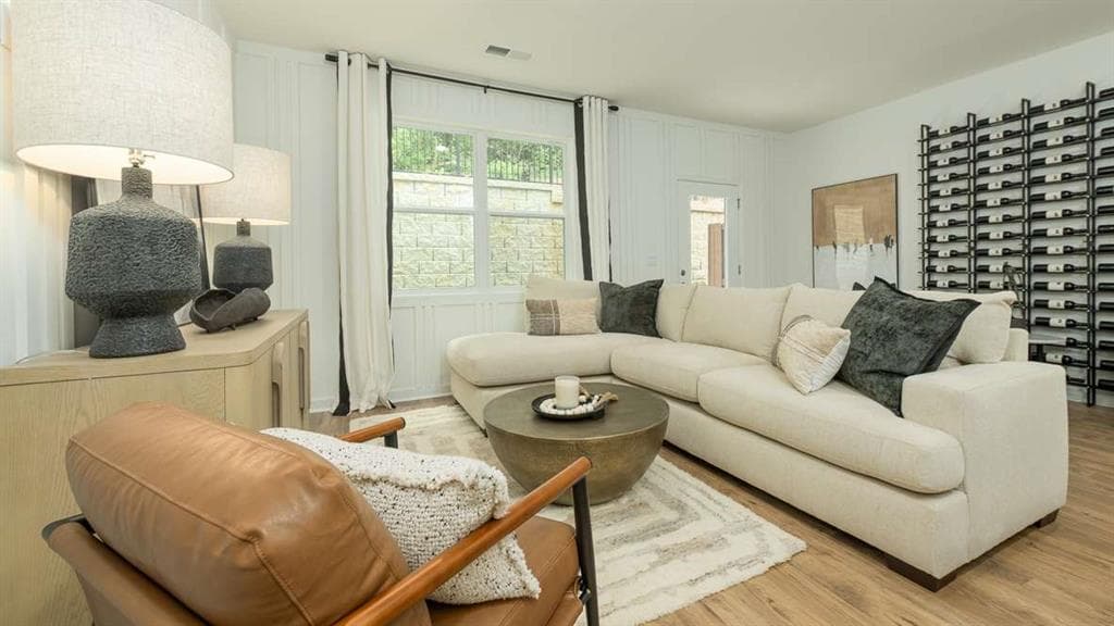 3 bedroom, 3 bathroom, 1,418 sq ft townhouse for sale at 2302 Jamin Bend 27, Lithonia, GA 30058 — photo 7