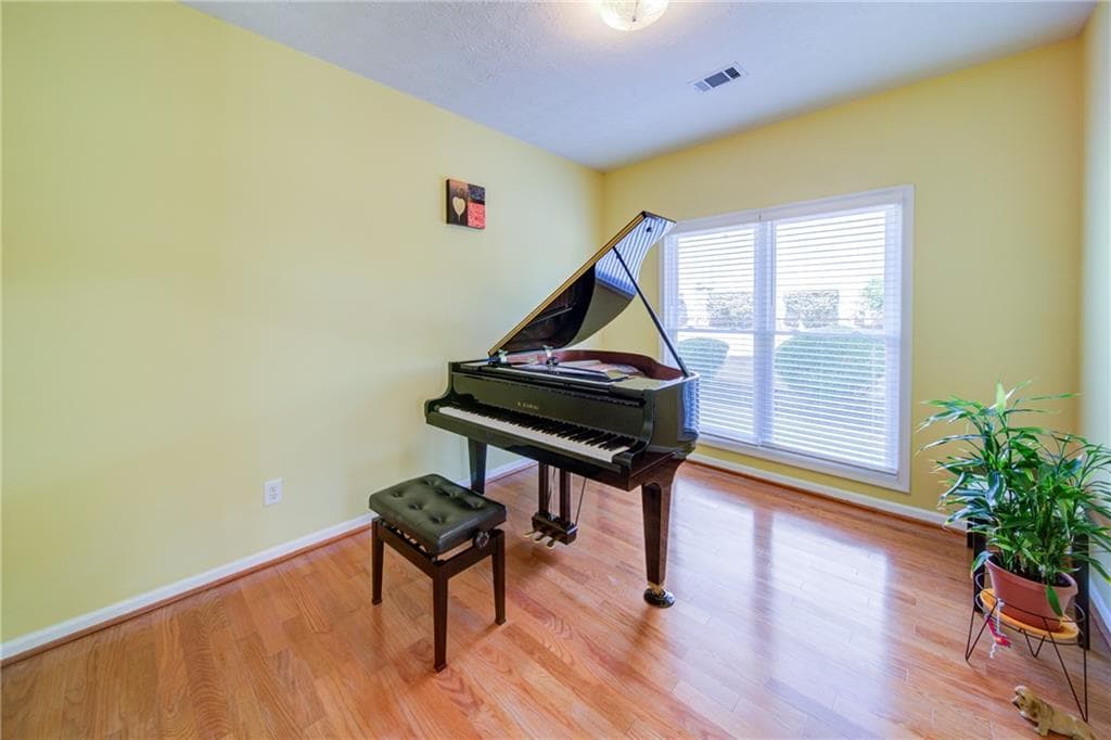 3 bedroom, 3 bathroom, 2,001 sq ft single family residence for sale at 4917 Overlook View Court, Duluth, GA 30096 — photo 10