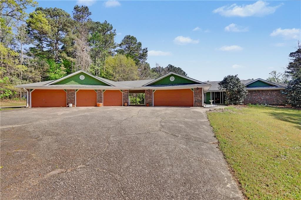 3154 Spring Lake Drive, Conyers, GA 30013 — most recent listing photo
