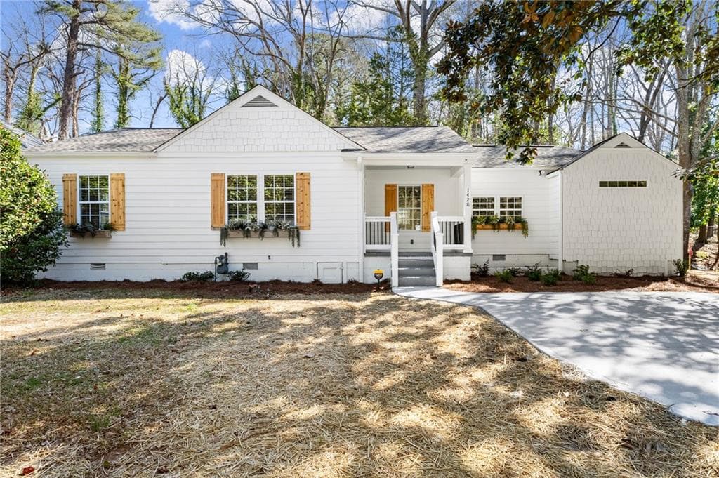 4 bedroom, 2 bathroom, 1,467 sq ft single family residence sold at 1428 Pinehurst Drive, Atlanta, GA 30311