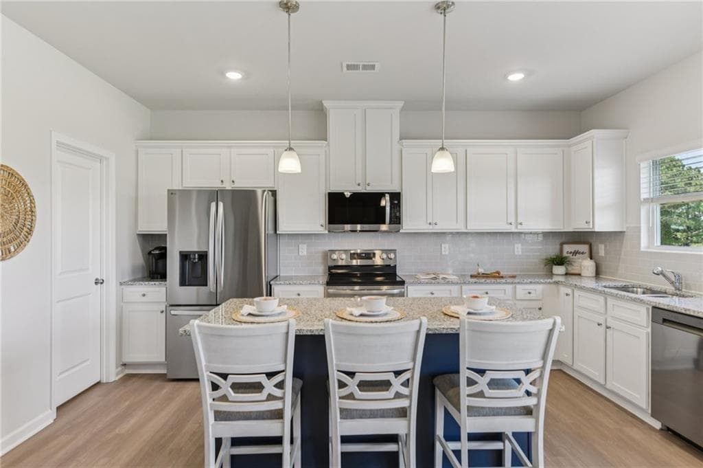 5 bedroom, 4 bathroom, 2,554 sq ft single family residence under contract at 362 Cedar Wood Trace, Winder, GA 30680 — photo 6
