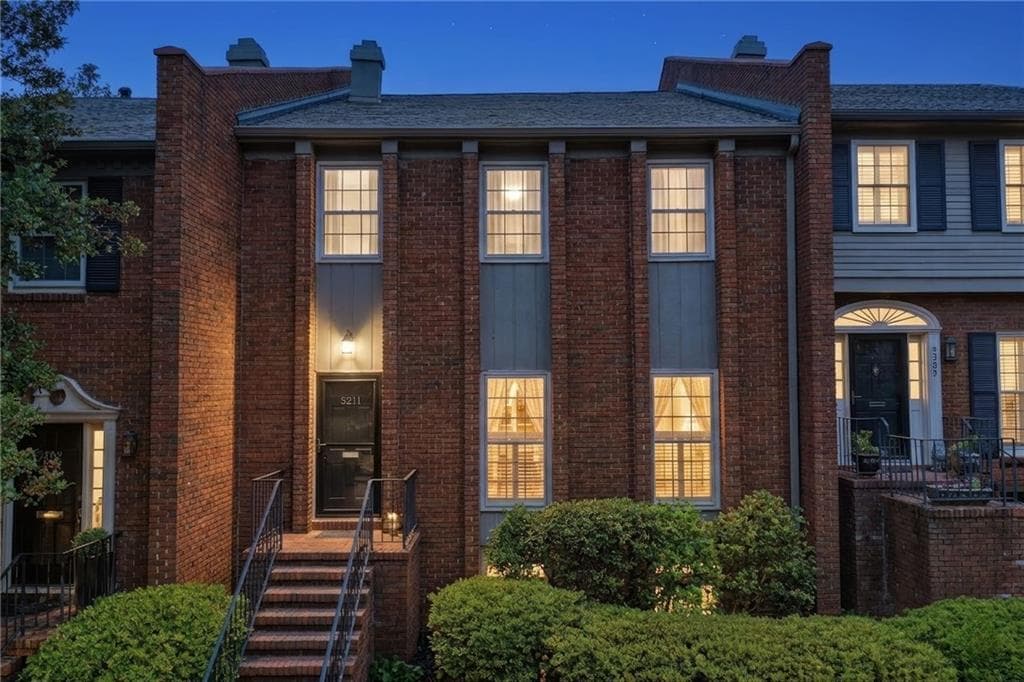 5211 Glenridge Drive, Atlanta, GA 30342 — most recent listing photo