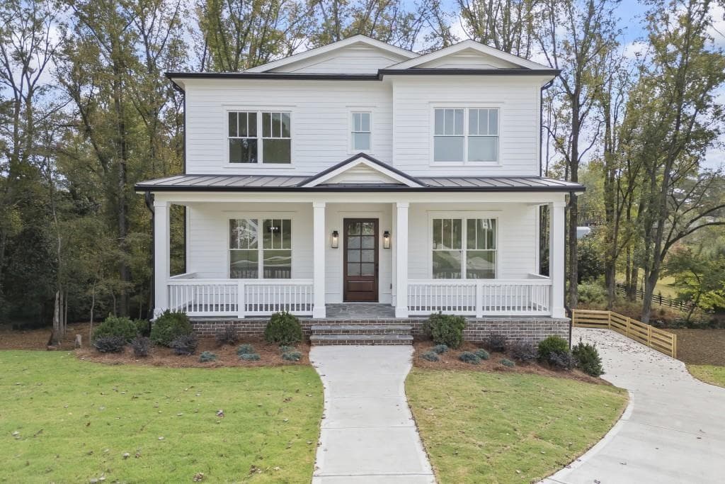 6 bedroom, 5 bathroom, 4,035 sq ft single family residence for sale at 611 Foster Park Lane, Madison, GA 30650