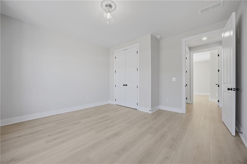 4 bedroom, 3 bathroom, 3,133 sq ft single family residence for sale at 2755 Marie Way, Cumming, GA 30028 — photo 4