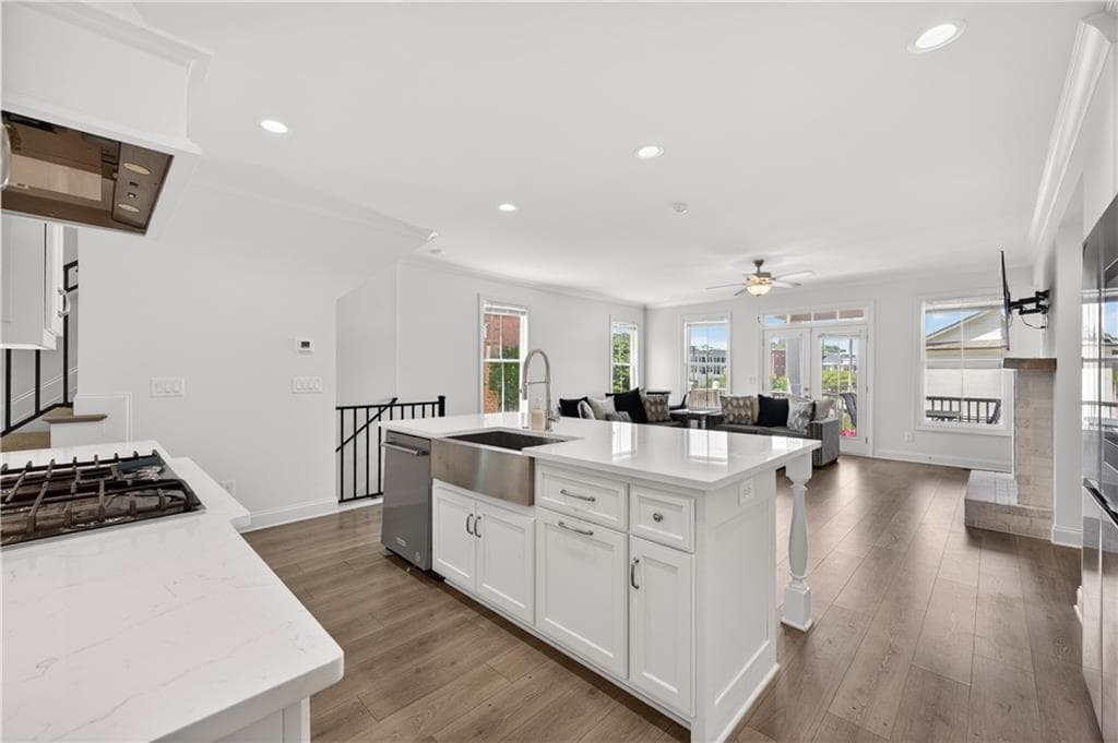 3 bedroom, 4 bathroom, 2,706 sq ft townhouse for sale at 205 Nash Street, Lawrenceville, GA 30046 — photo 9