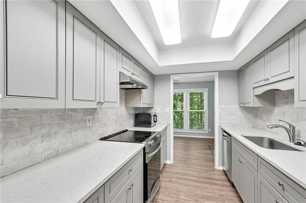 2 bedroom, 2 bathroom, 1,360 sq ft condominium for sale at 3019 Canyon Point Circle, Roswell, GA 30076 — photo 9