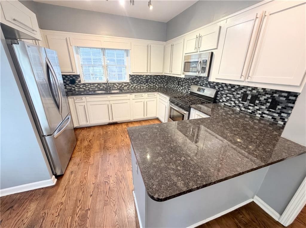 3 bedroom, 4 bathroom, 3,256 sq ft single family residence for sale at 1821 Monroe Drive, Atlanta, GA 30324 — photo 2